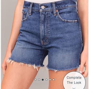 Abercrombie 4” Mom Shorts - New!